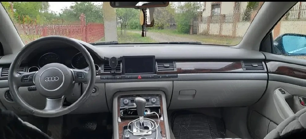 Audi A8 D3
