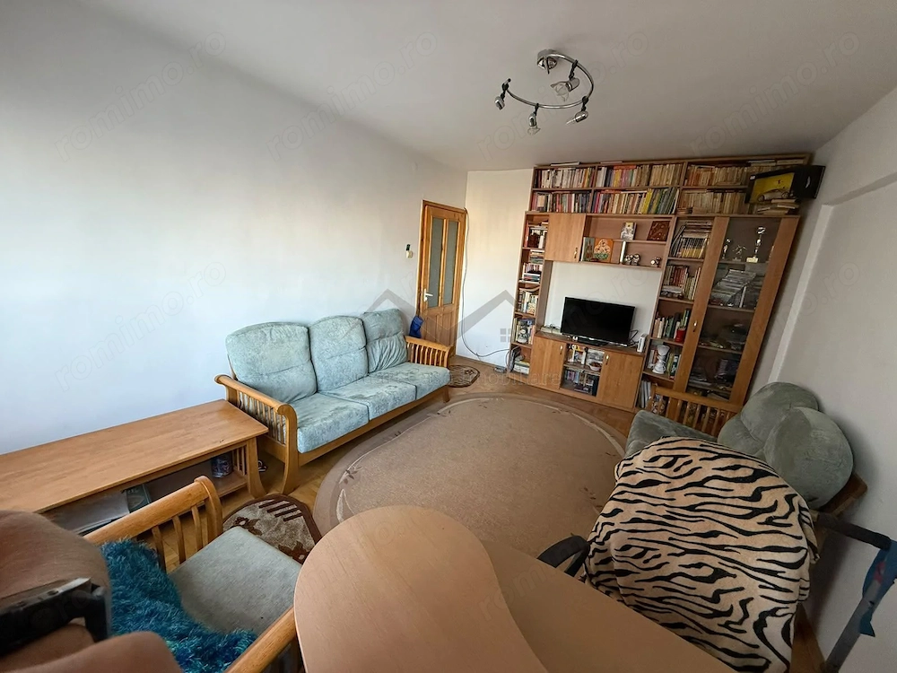 Apartament 3 camere decomandat Bd Socola Etaj Intermediar!