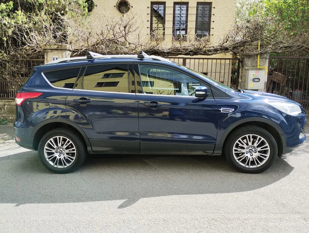 DE VANZARE    FORD KUGA  din anul 2013     207.000 km                 diesel                        