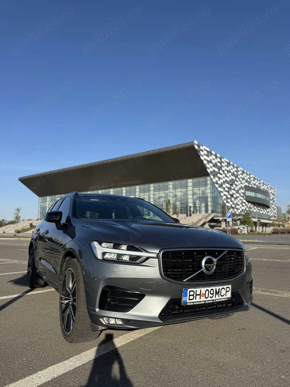 Vând Volvo XC-60, R Design