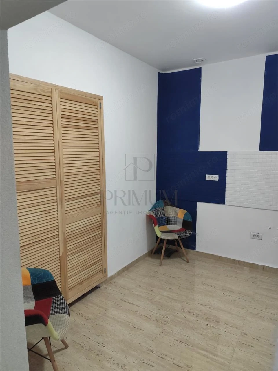 Spatiu comercial - demisol - 3 camere