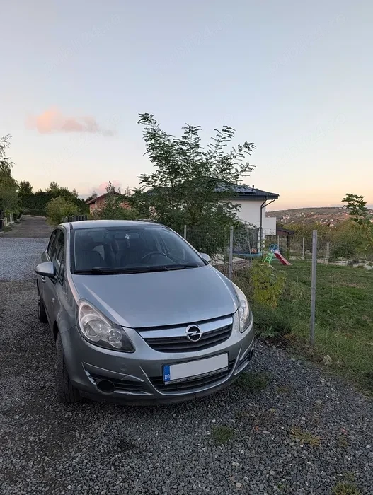Opel Corsa D Edition Anniversary 1.4 Benzină | 2011 | 95.000 km