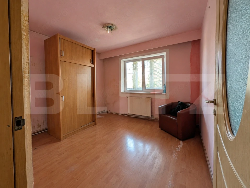 Apartament 2 camere, în Deva, etaj 1 | 37 mp + logie | Minerului