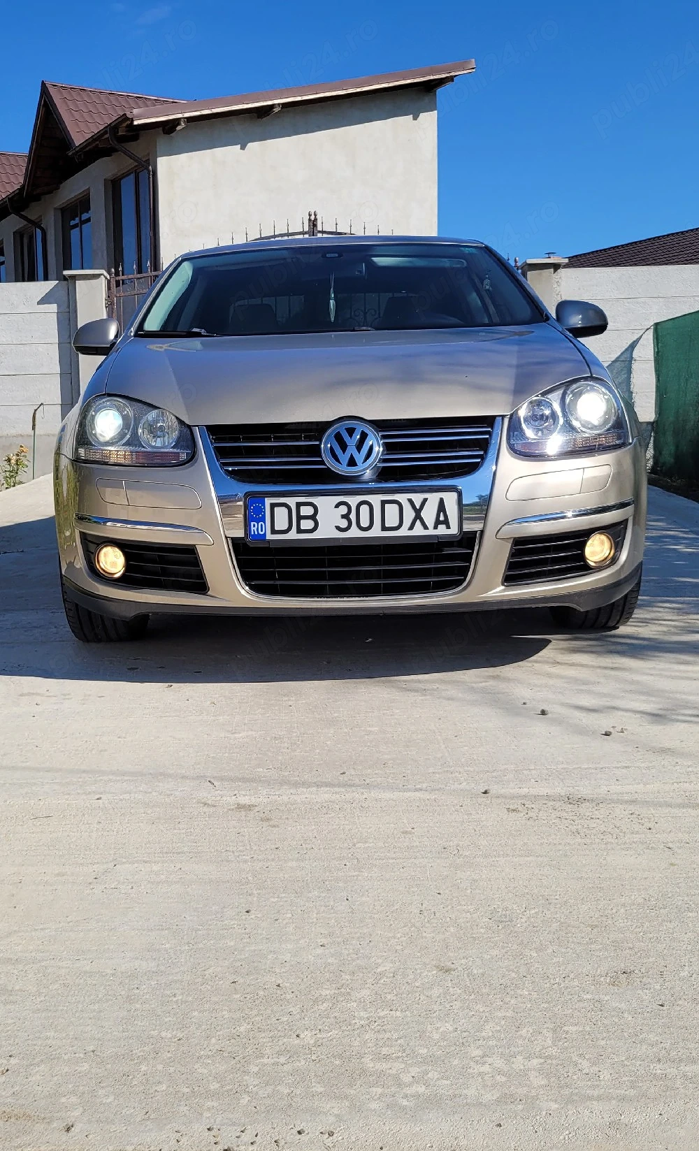 Vând Volkswagen Jetta 1.4 TSI 2009