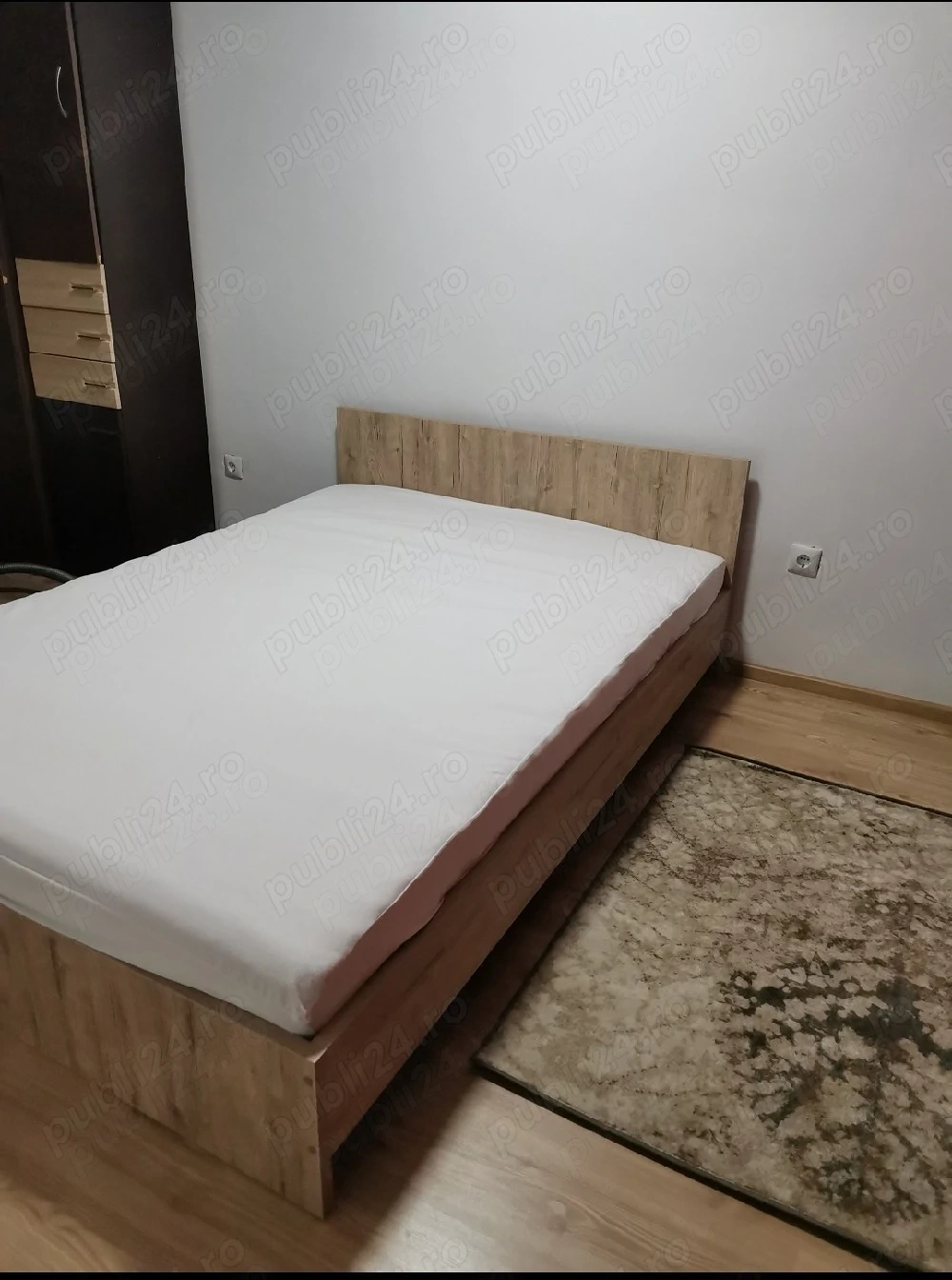Garsoniera de închiriat 