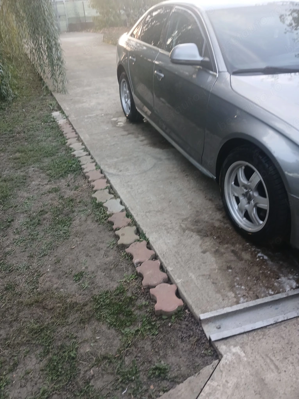 Vând Audi A4 B8