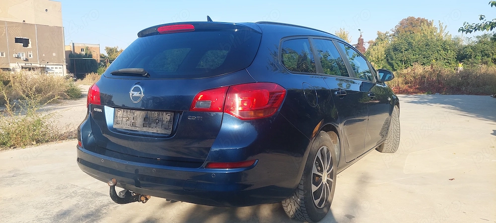 OPEL Astra J Sport Tourer 1.7, 125CP