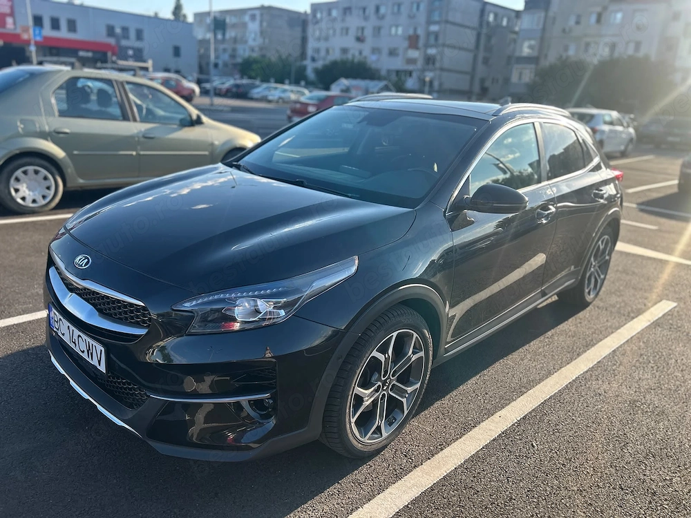 Vand Kia XCeed 1.6 CRDI, 136CP, DCT7 - Platinum edition, 11800euro