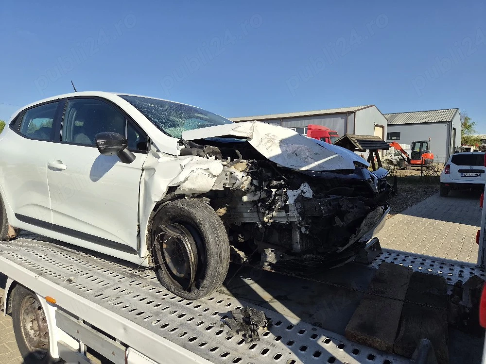 clio 2022 GPL si benzina