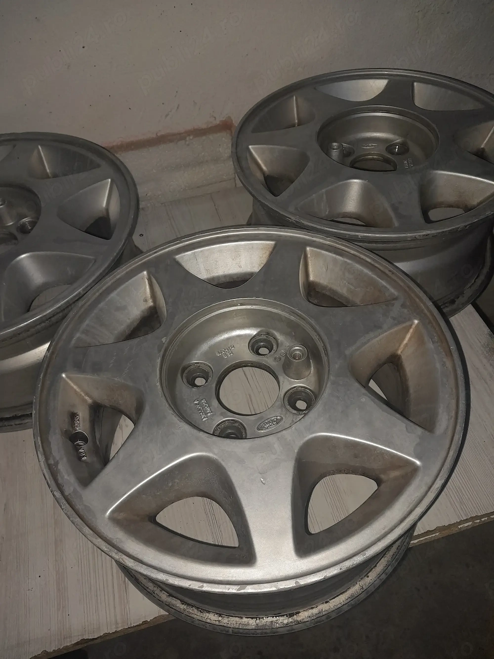 Jenti aliaj R14 ford fiesta