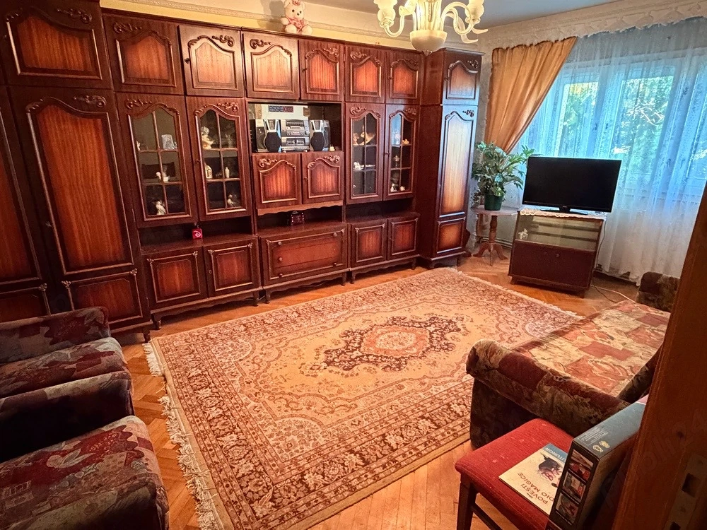 Apartament cu 3 camere zona 2 Stejari