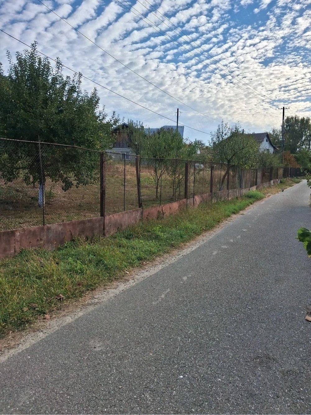 Teren intravilan-750 mp-com. Cocorastii-Mislii (Prahova)-la 18 km de Ploiesti