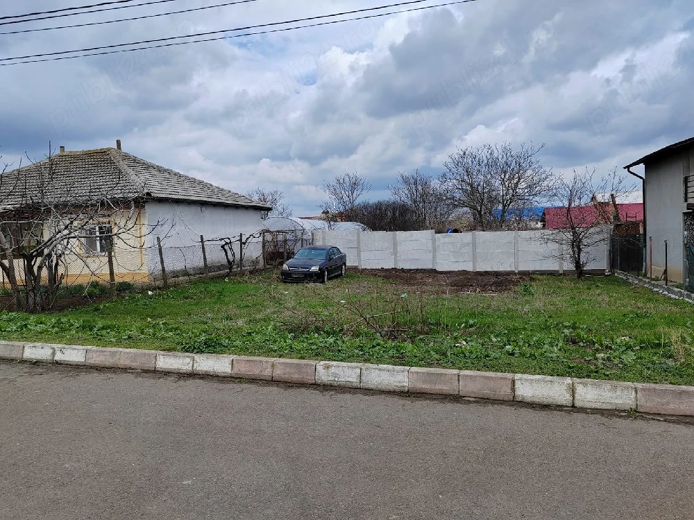 Vanzare teren direct proprietar