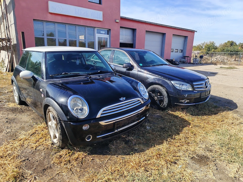 Vand sau dezmembrez mini cooper
