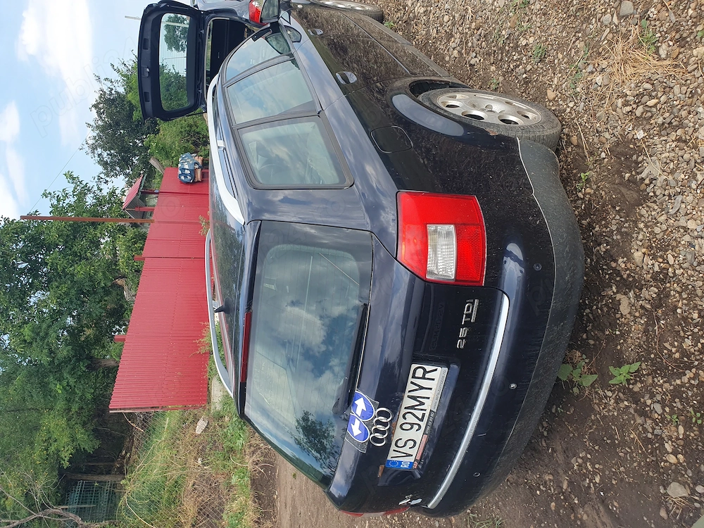 Audi a4 2,5 quattro, an 2002.
