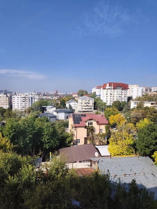 Apartament 3 camere, 75 mp, zona Tatarasi
