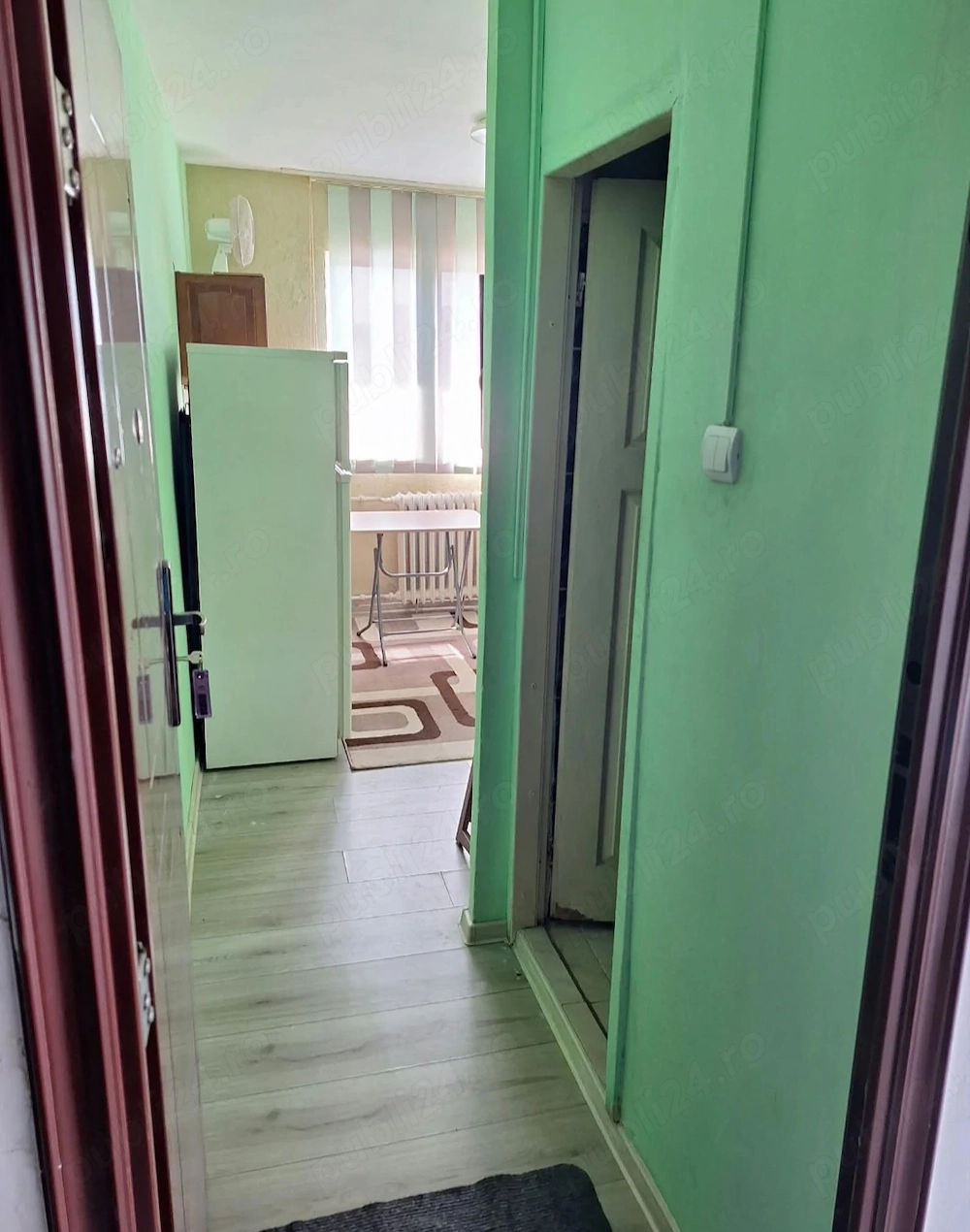 PROPRIETAR , vănd garsonieră  zona Dacia  14m  30800 Eur  