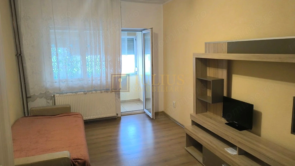 3 camere in Complexul Studentesc