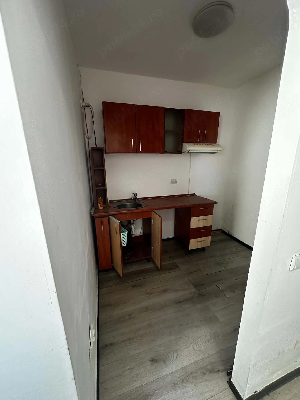 Vând garsonieră 31 mp, parter   Jilava, zona Arteca (Toate utilitățile, ideal investiție)