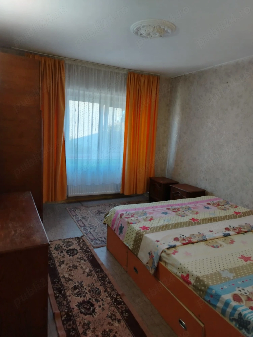 Apartament de vânzare sau închiriere 