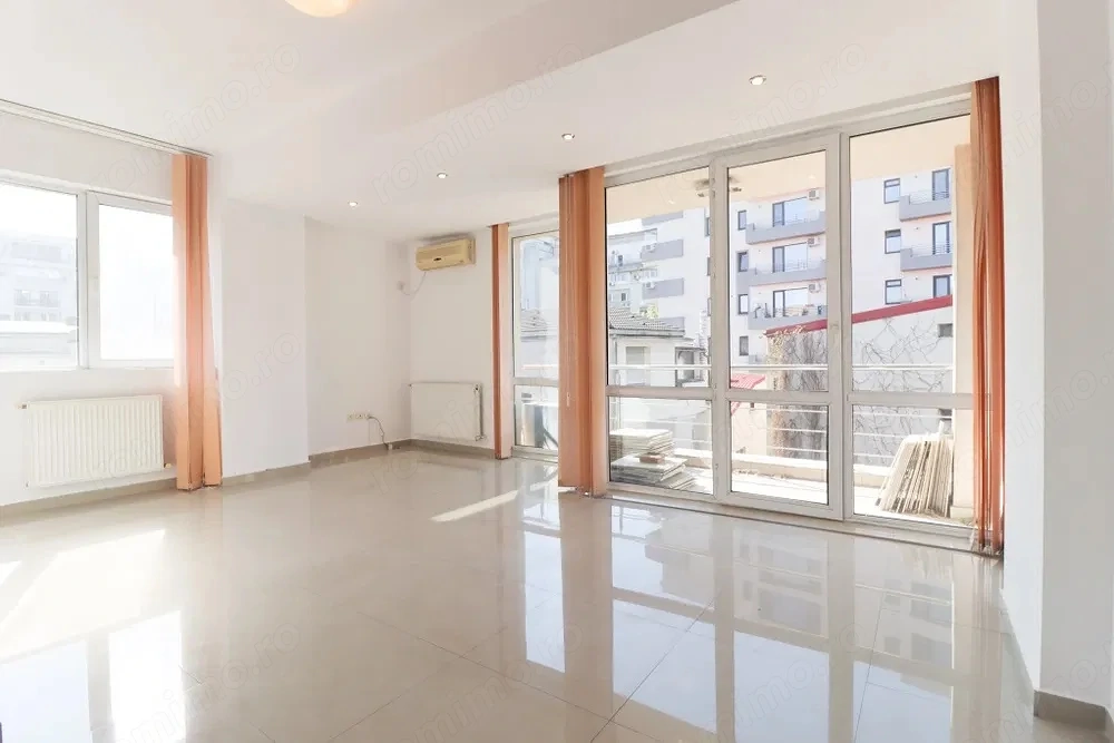 3 camere| Unirii| 78mp| singurul apartament de pe palier| spatiu birou