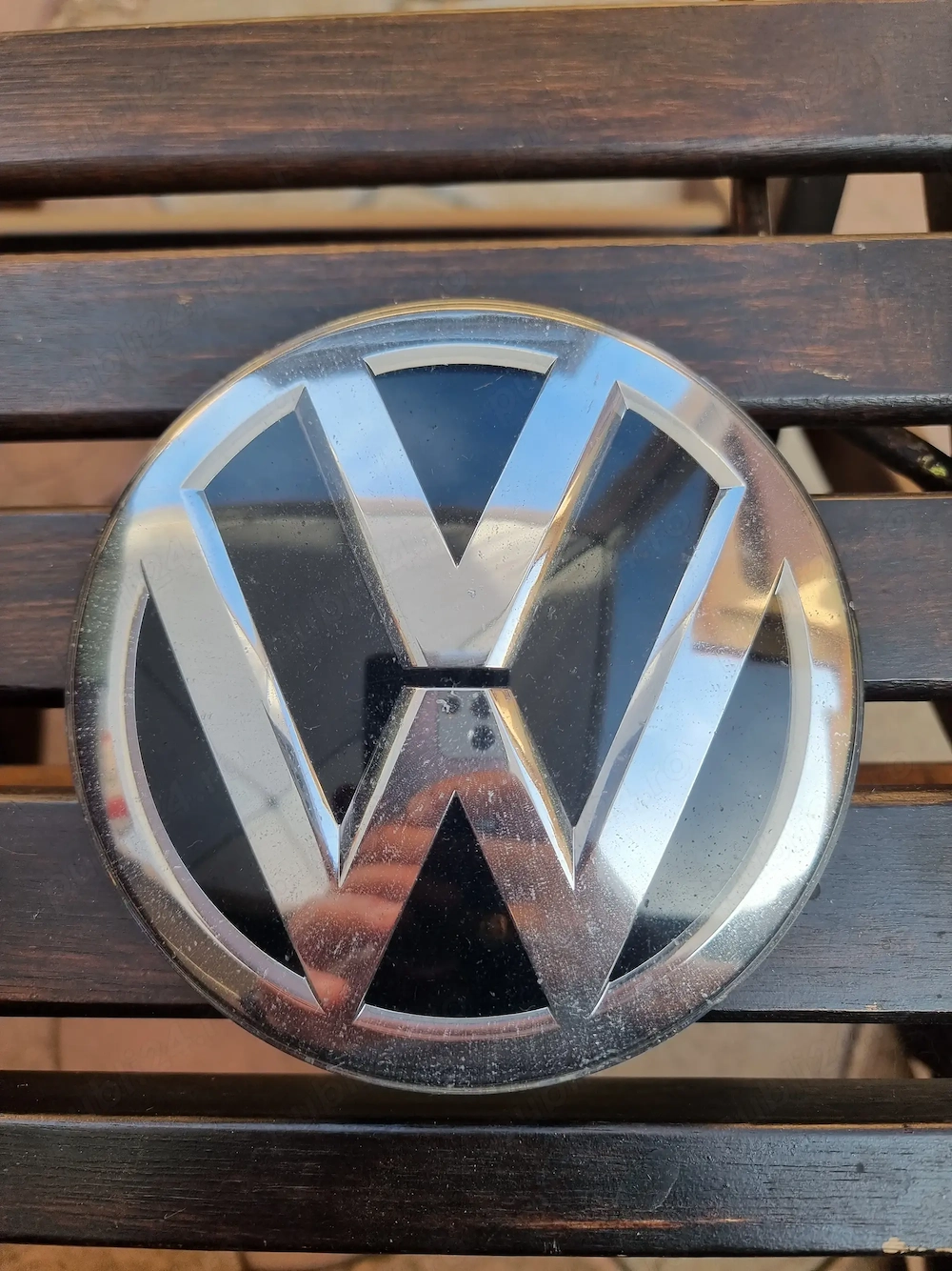 Emblema frontal WOLSWAGEN  original 