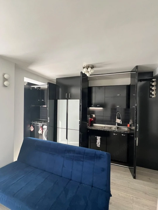 Apartament 3 camere Centru - zona pietonală, modern