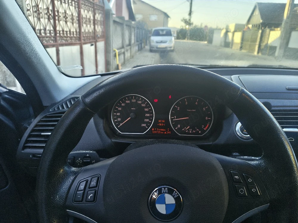 bmw 118i 2011