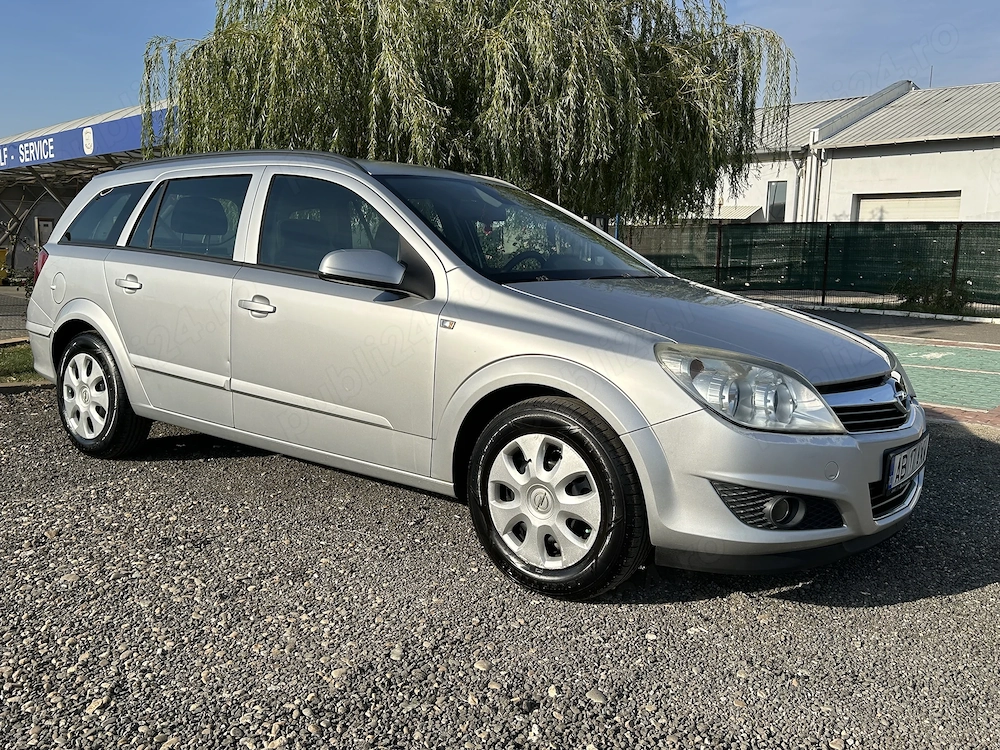Vând Opel Astra H Combi 1.3CDTI 90CP 2009 (6 trepte)