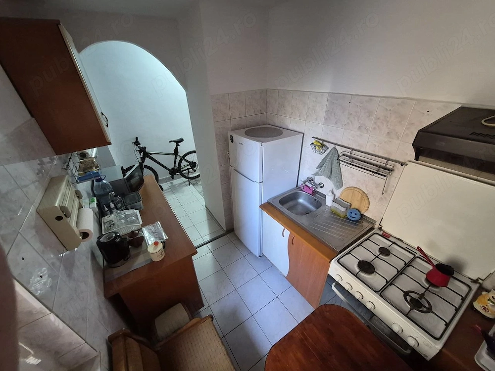 Apartament decomandat, etaj 2 din 4, str. M Alexandru Averescu VALABIL DIN 1 NOIEMBRIE