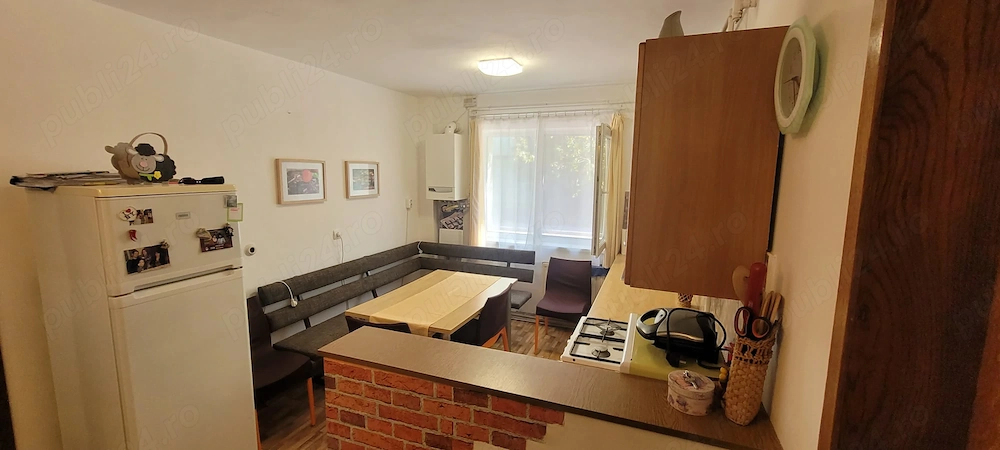 Apartament cu 3 camere
