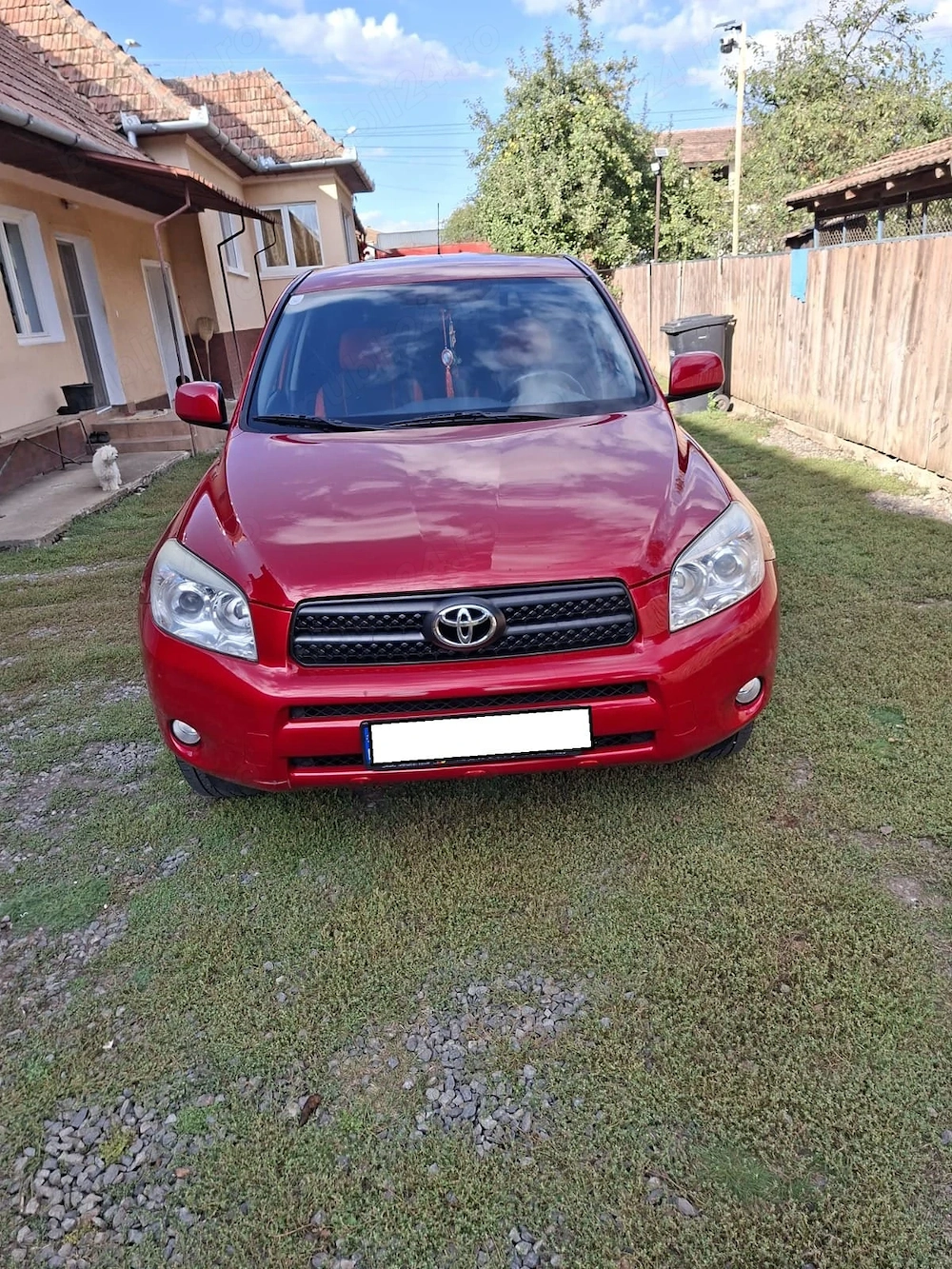Vând Toyota RAV4 2010