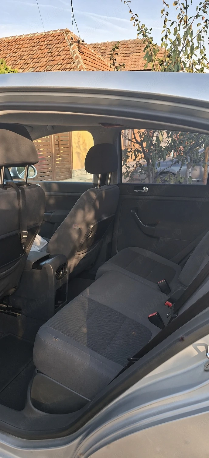 De vanzare autoturism!