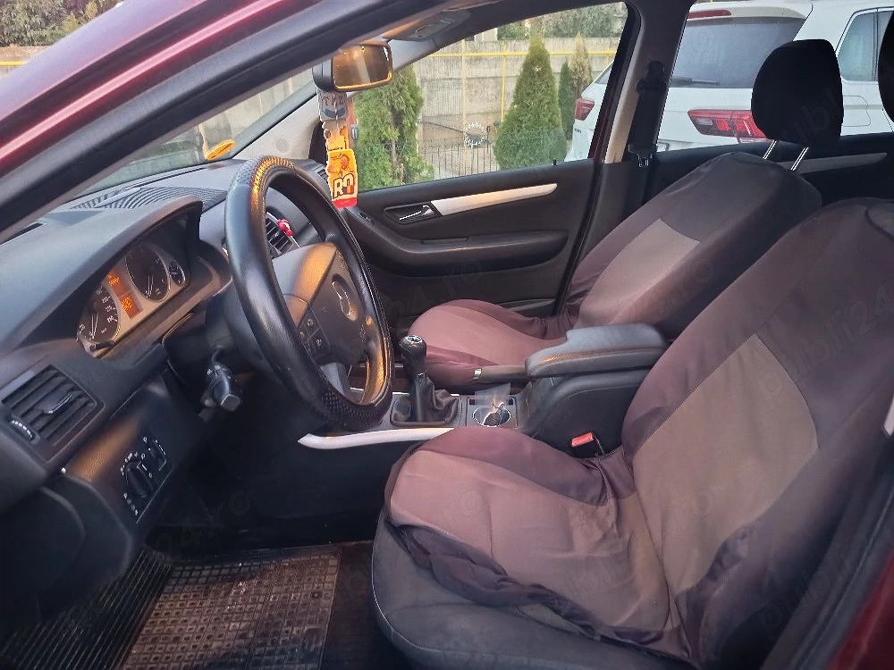vând auto MB
