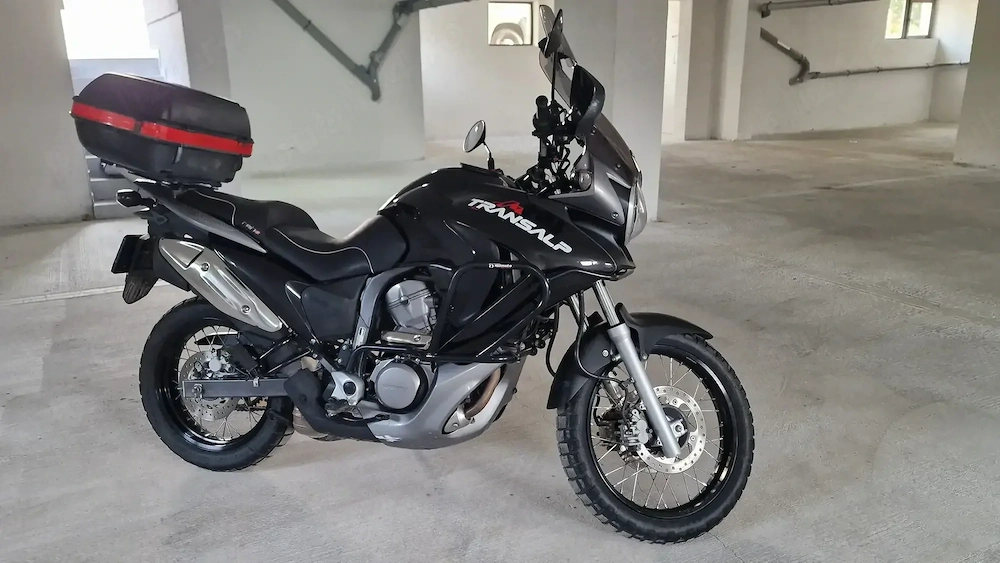 Honda Transalp XL700 2012