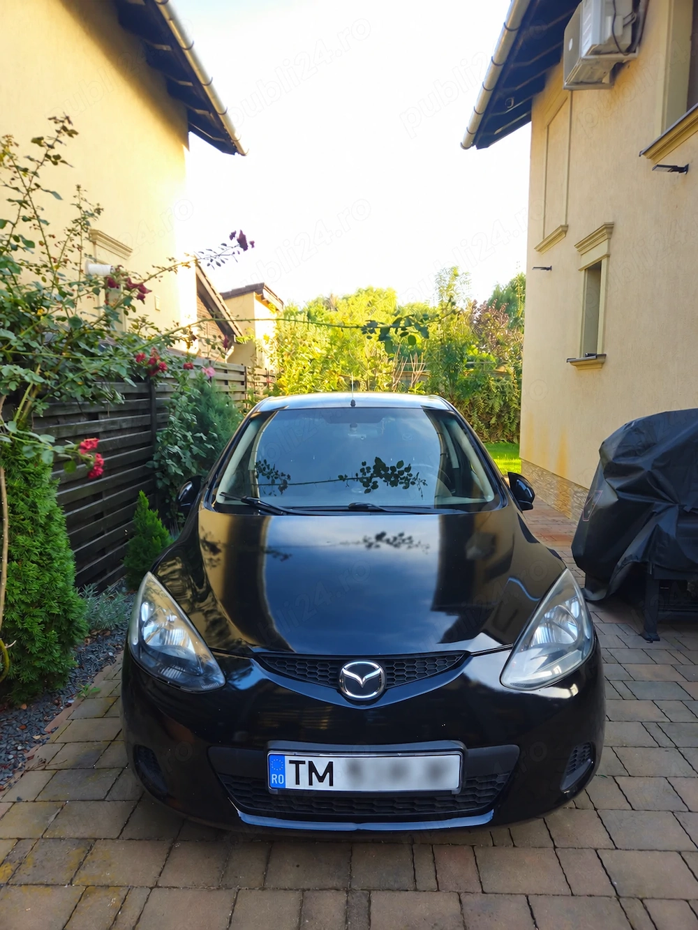 Mazda 2 Demio 2009, 1.3 benzina, 147.000 km + un set anvelope iarnă -foarte buna de oras incepator