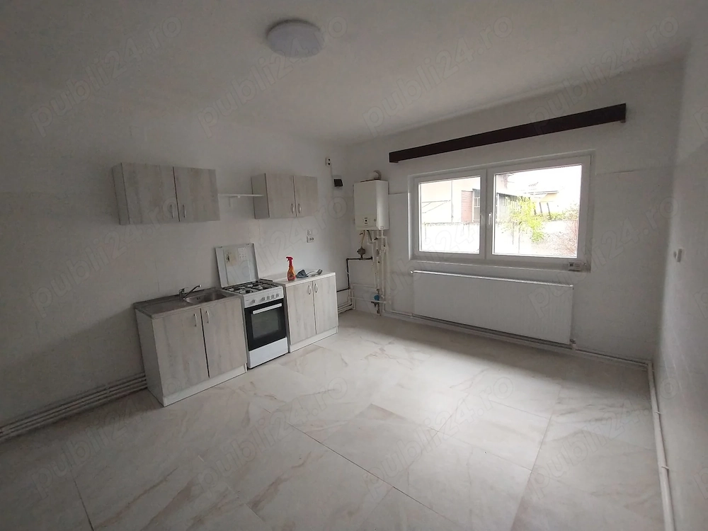 Apartament o camera - zona centrala -