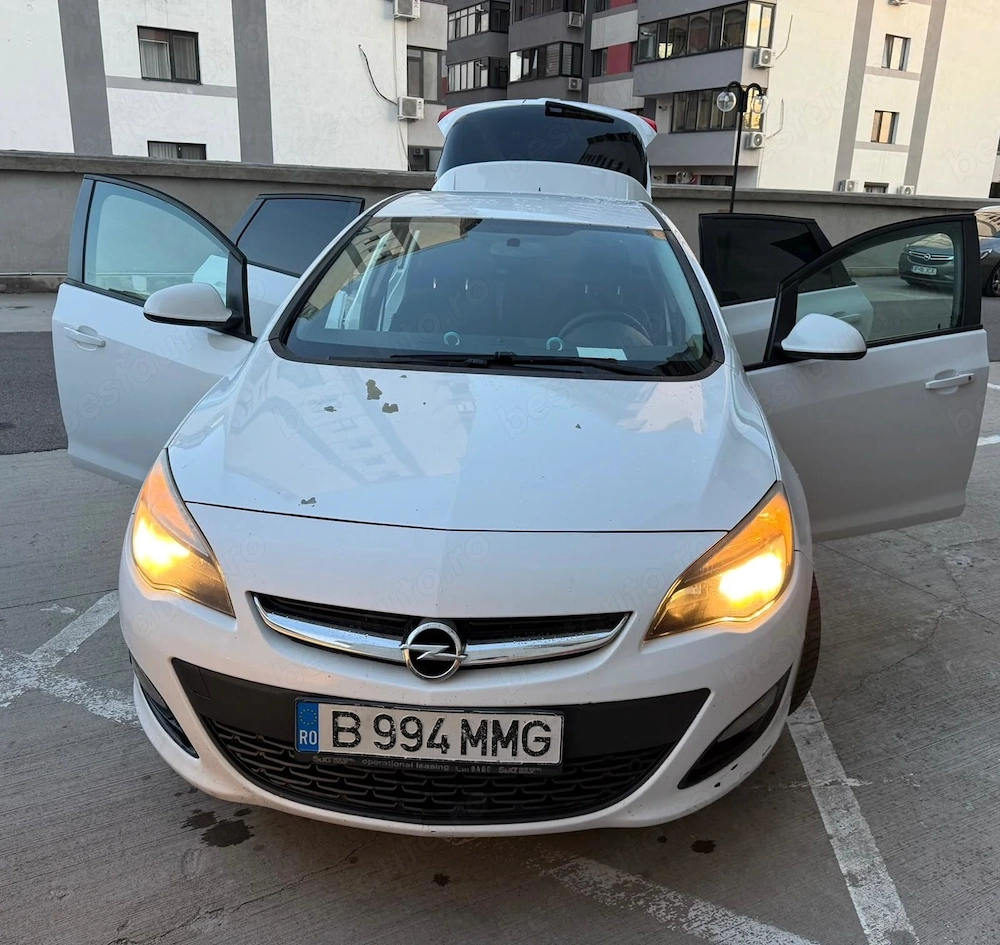 Opel Astra J 1.7  131 CP  2015