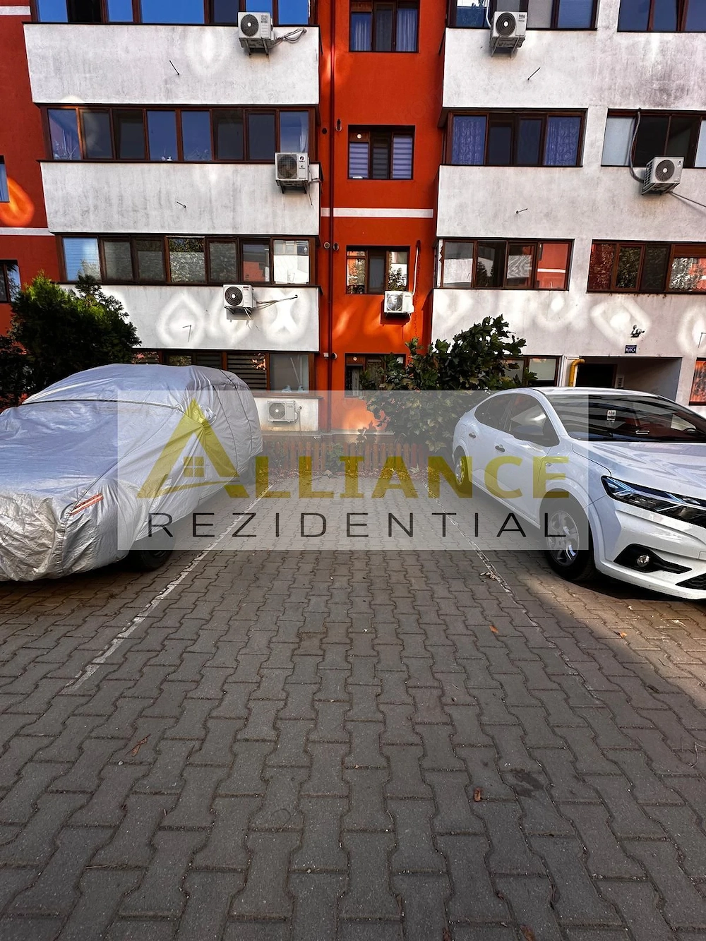 De inchiriat apartament 2 camere 10 minute de metrou