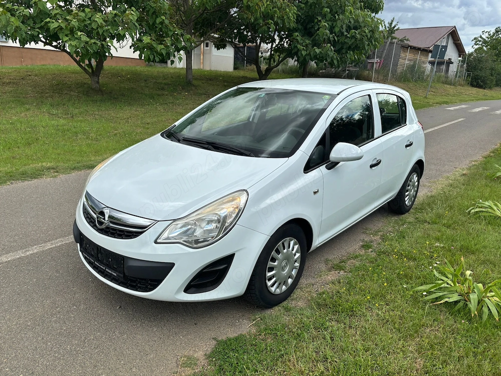 Vand Opel Corsa 1.2 benzina an 2012