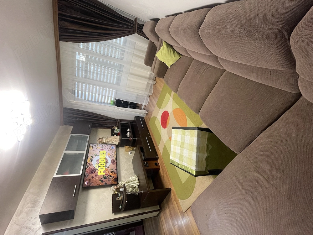 Închiriez apartament