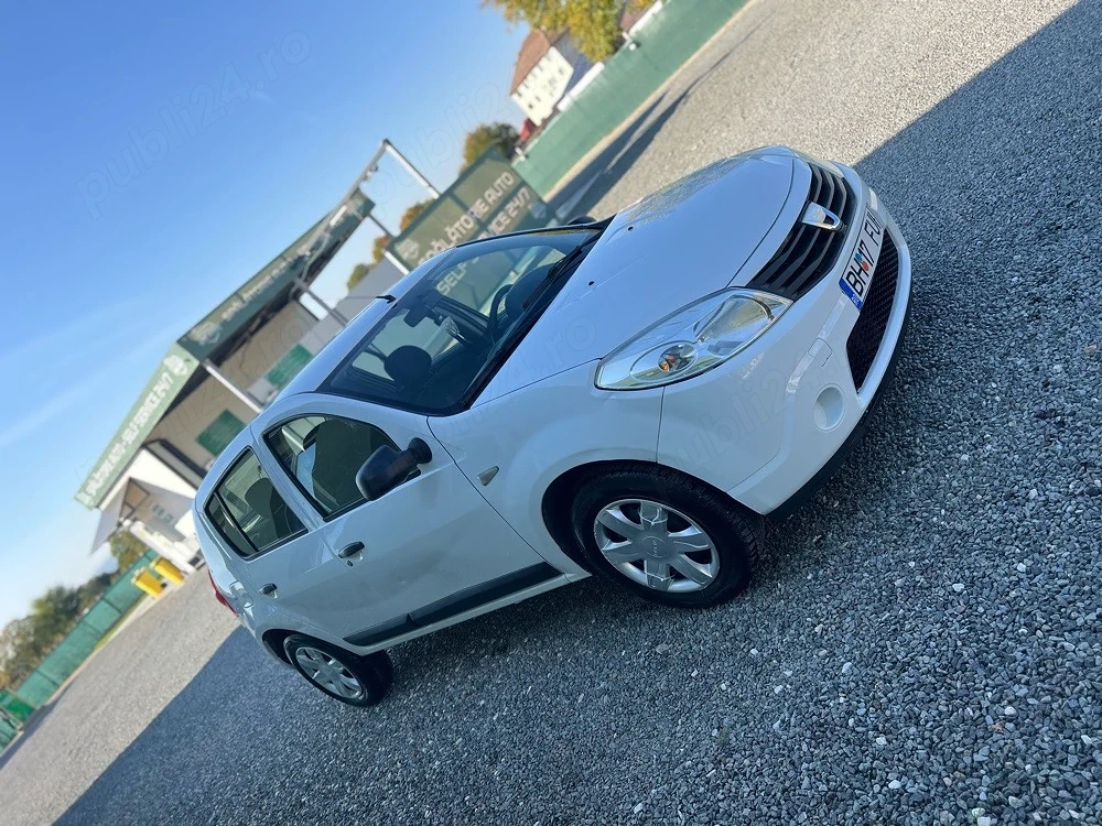 dacia sandero 