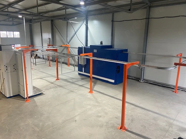 Vopsitor in camp electrostatic   cu experienta