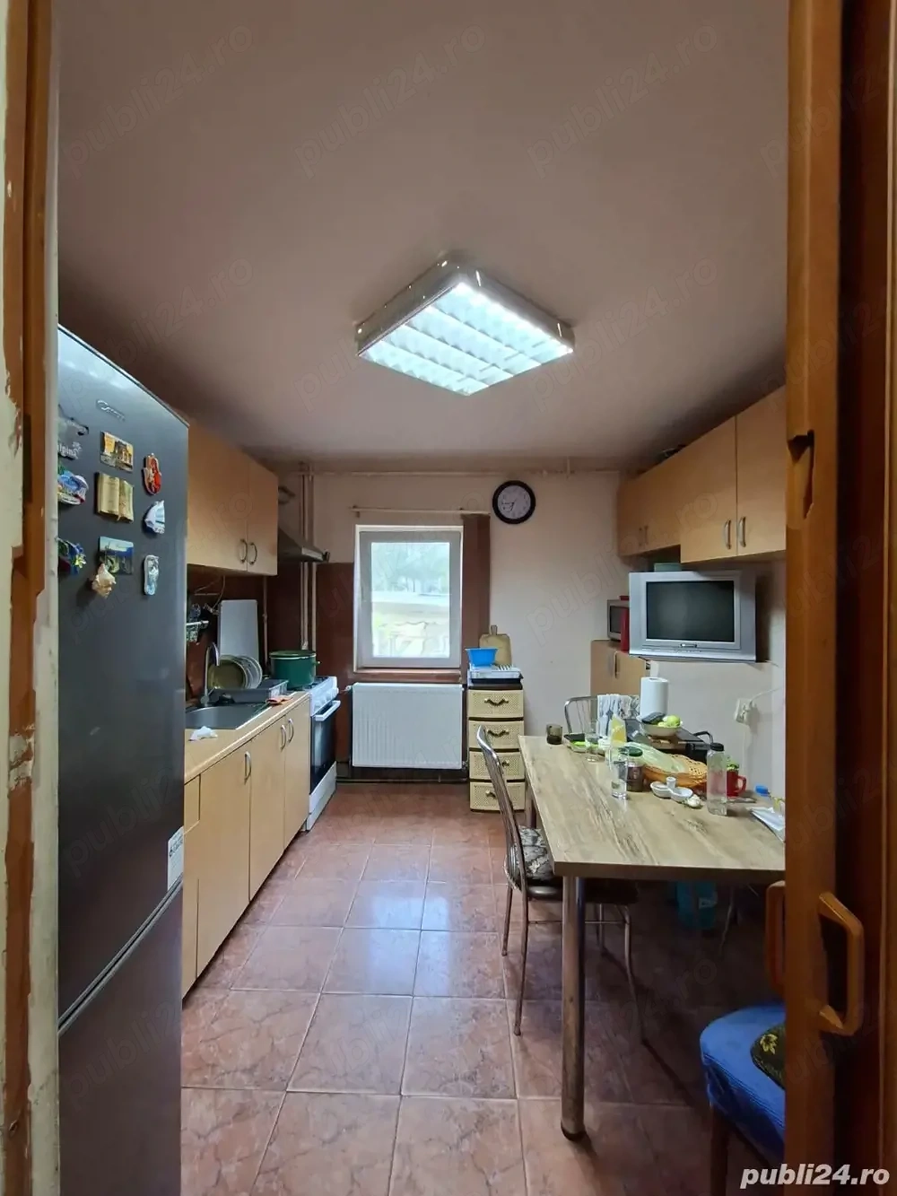 Apartament 3 camere decomandat + boxa si loc de parcare in zona Torontalului 