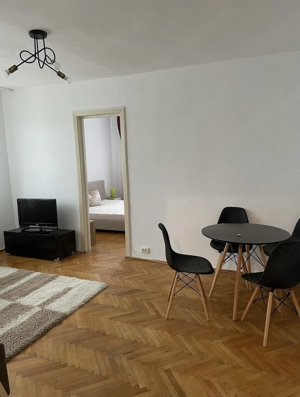 2 cam centrala proprie etaj 2 zona Take Ionescu