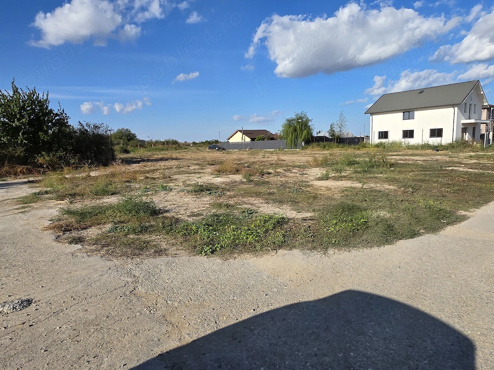 De închiriat   teren intravilan 1.500 mp | cumpăna 