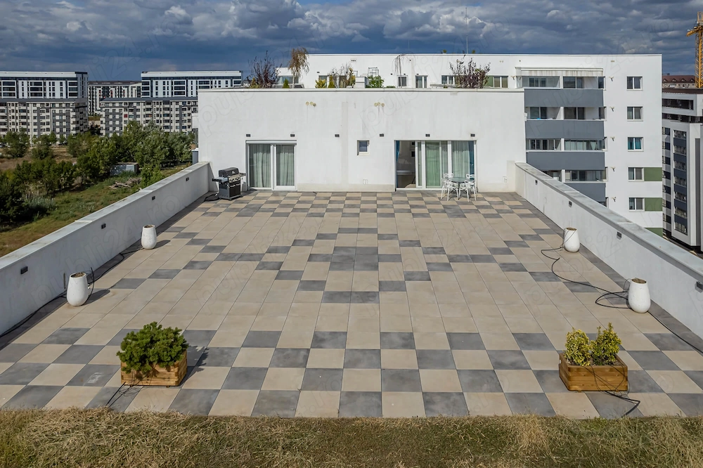 Apartament decomandat 5 camere Bl. Iuliu Maniu la 15 min Metrou