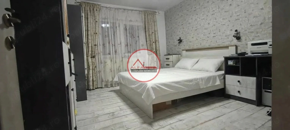 Apartament cu 3 camere de vanzare