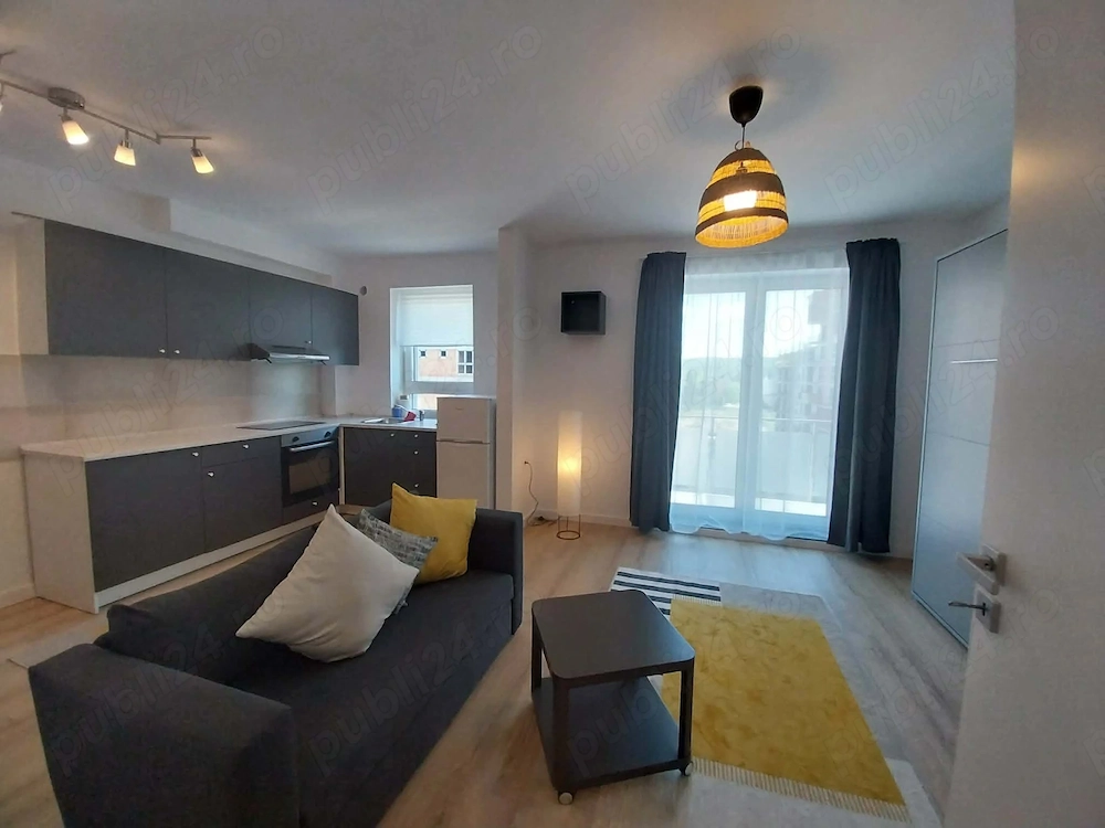 Studio in Maurer, Tg-Mures