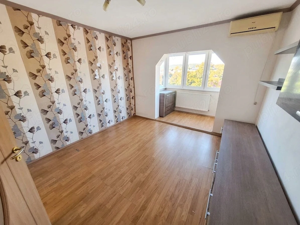 Apartament 2 camere, 50 m2, decomandat, Zona Lipovei, mobilat, utilat. bloc anvelopat